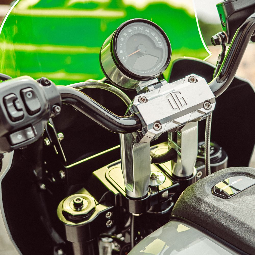 2020-Up Softail Lowrider S & ST Black Drop 1" Triple Trees kit installed on a 2025 Softail Low Rider S FXLRS
