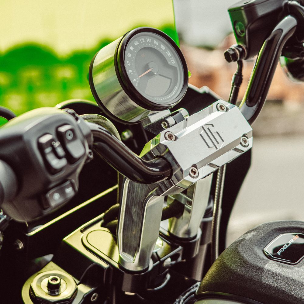OG Aluminum Single Billet Gauge Pod on 2025 Softail Low Rider S FXLRST