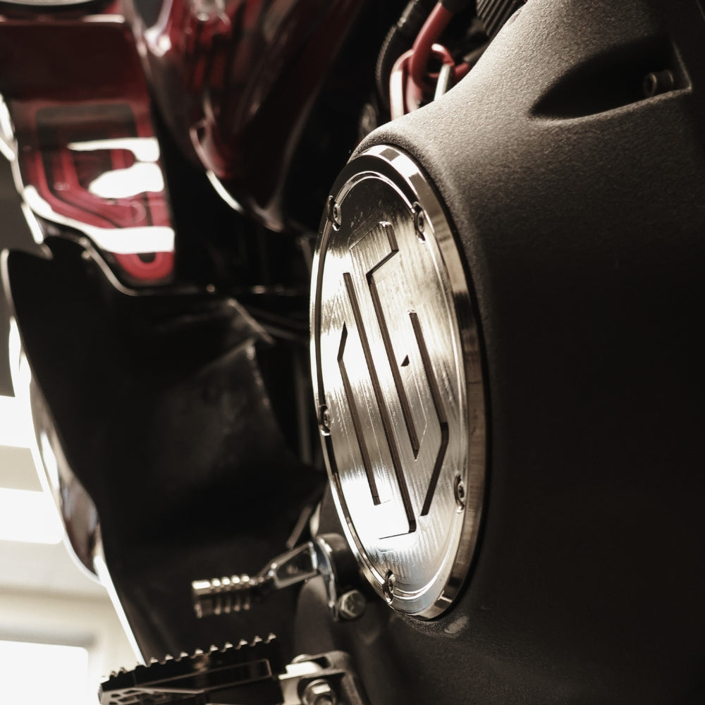 OG Twin Cam Derby Cover installed on a 2007 Dyna Black Chrome