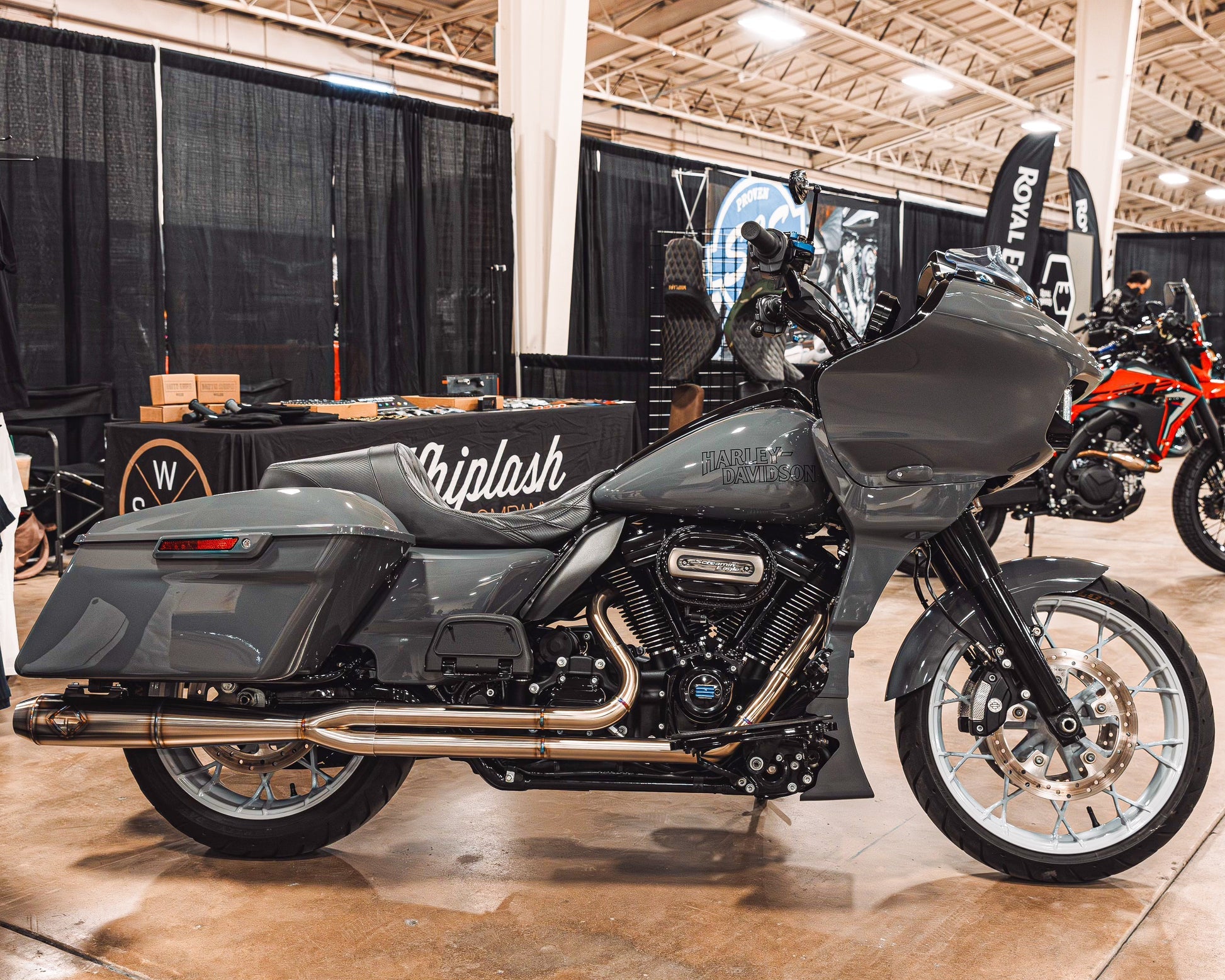 SP Concepts 2017-2025 M8 BAGGER - FULL LENGTH TURNPIKE